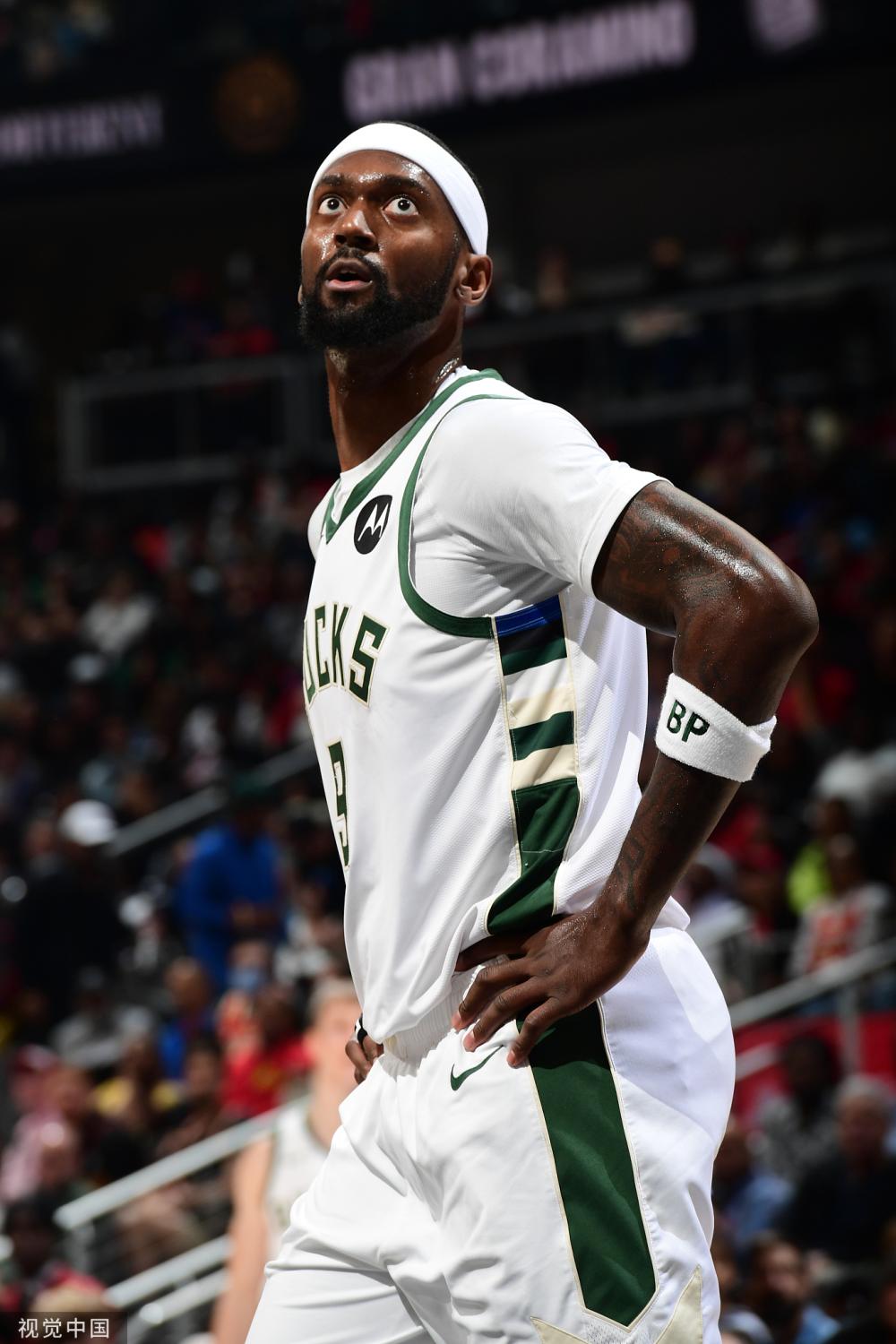 高臂展和出 高臂展和出