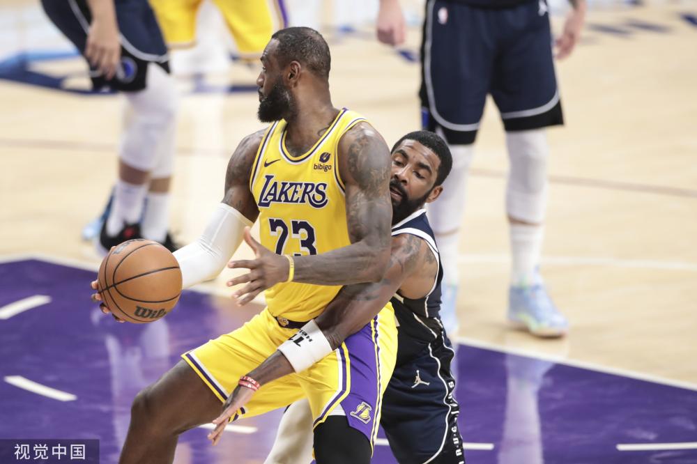 多面防守的 多面防守的